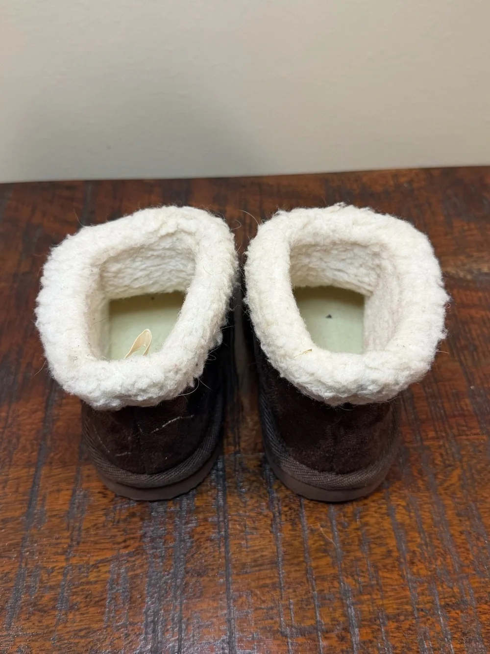 GAP Kids Brown Sherpa-Lined Slip-On Boots